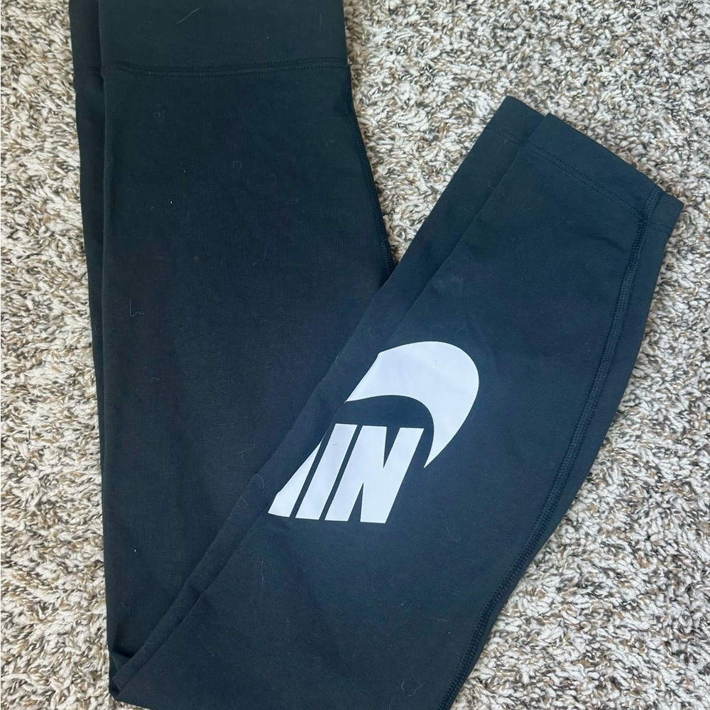 Nike regular length leggings